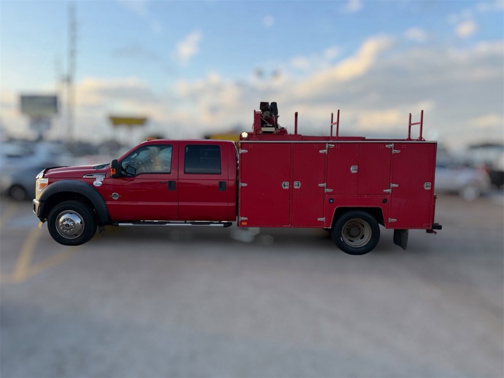 Used 2011 Ford F550 4x4 Crew Cab Super Duty w/ XLT Interior Pkg image 8