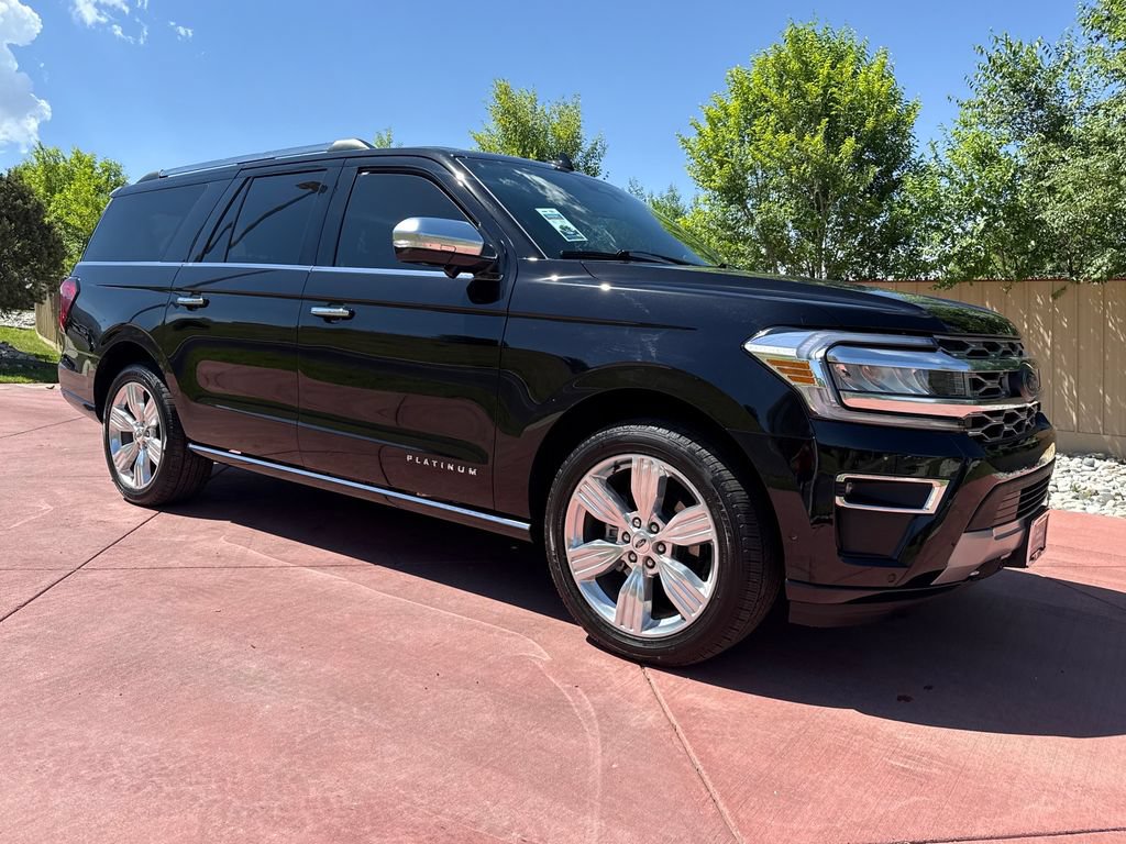 Used 2024 Ford Expedition Max Platinum AWD/4WD image 1