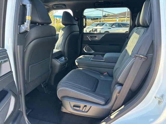 New 2026 INFINITI QX80 Autograph w/ Premium Cargo Package image 13