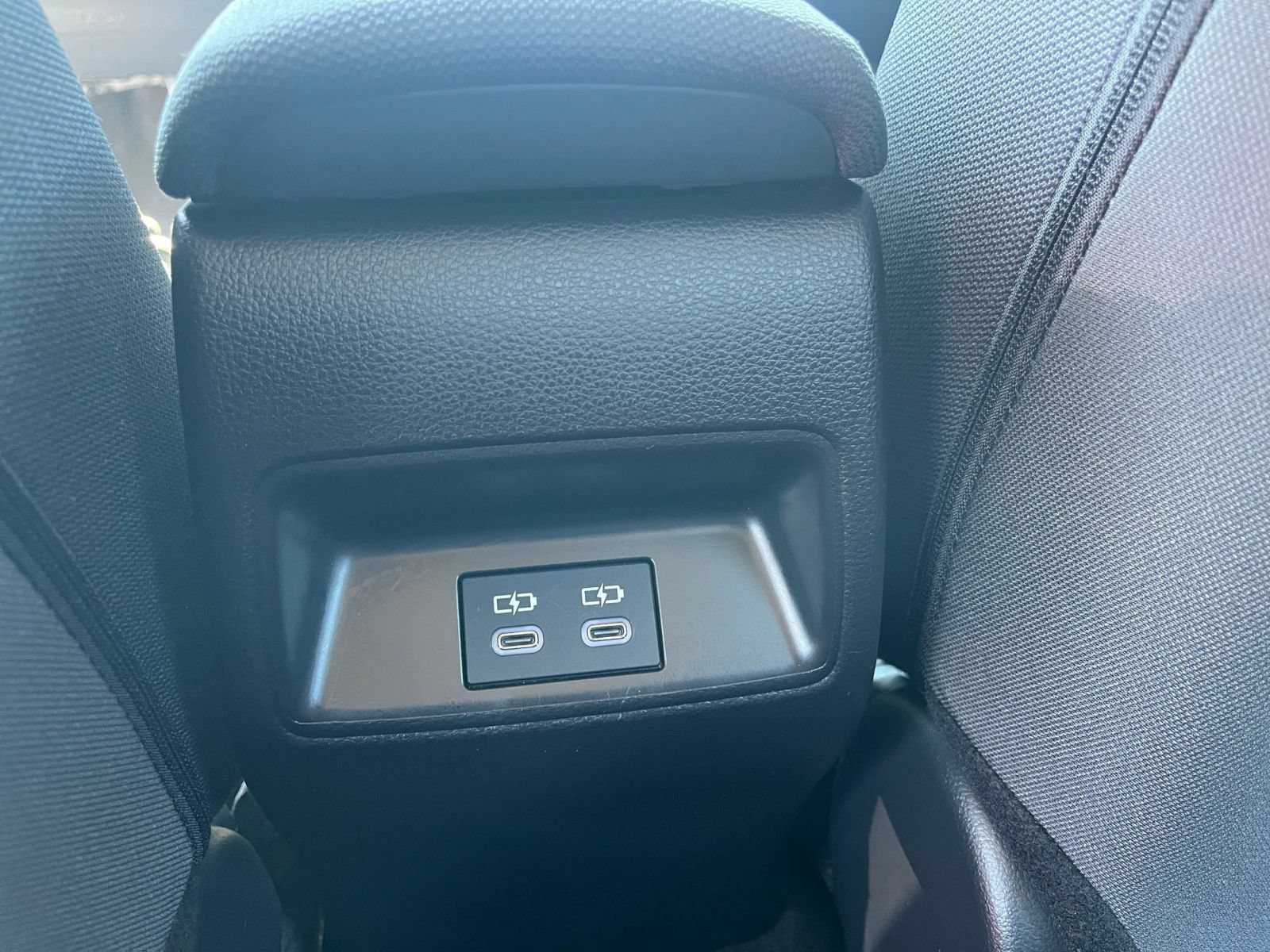 Used 2025 Toyota Corolla LE FWD image 23