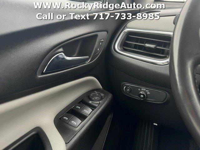 Used 2022 Chevrolet Equinox LT w/ Driver Convenience Package AWD/4WD image 28