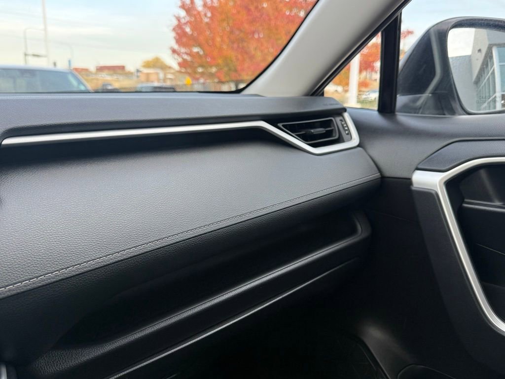 Used 2024 Toyota RAV4 LE image 23