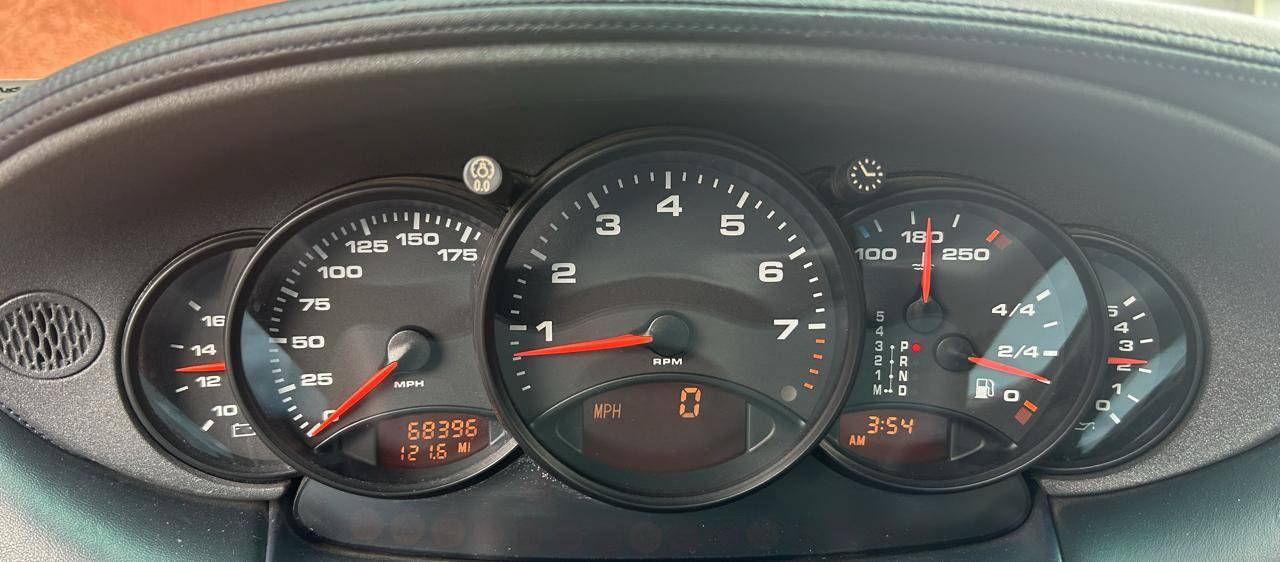 Used 1999 Porsche 911 Carrera 4 AWD/4WD image 22