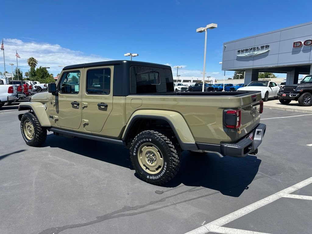 New 2026 Jeep Gladiator Willys AWD/4WD image 3