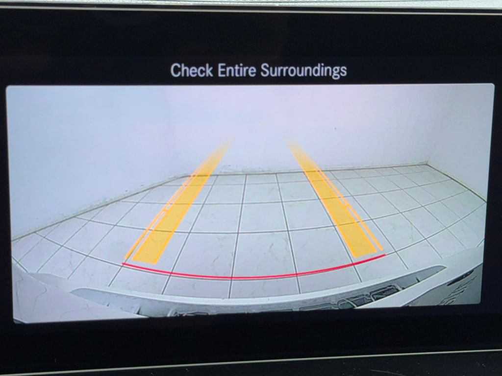 Used 2023 Mercedes-Benz GLB 250 4MATIC w/ Premium Package image 30