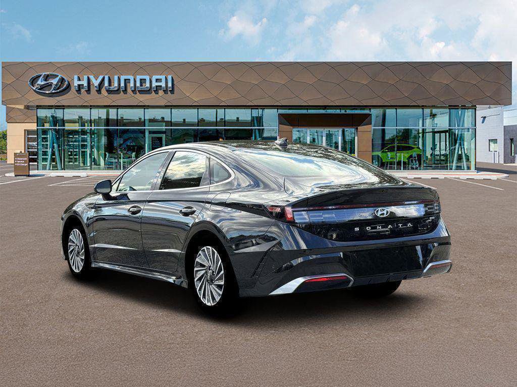 New 2026 Hyundai Sonata Limited FWD image 5