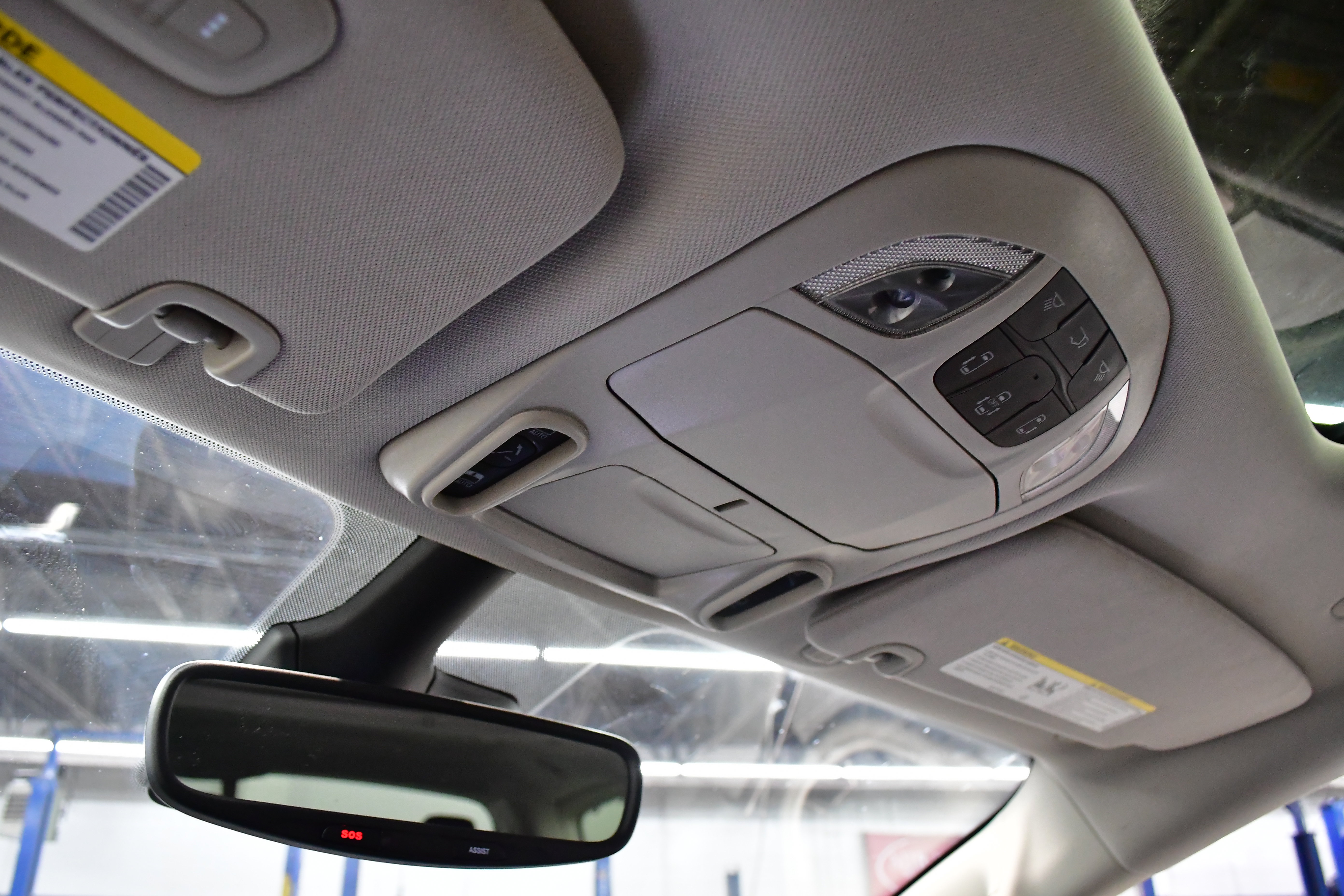 Used 2024 Chrysler Pacifica Limited image 57