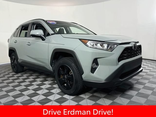 Certified 2021 Toyota RAV4 XLE w/ Convenience Package FWD image 1