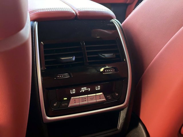 Used 2023 BMW XM w/ M Driver's Package AWD/4WD image 16