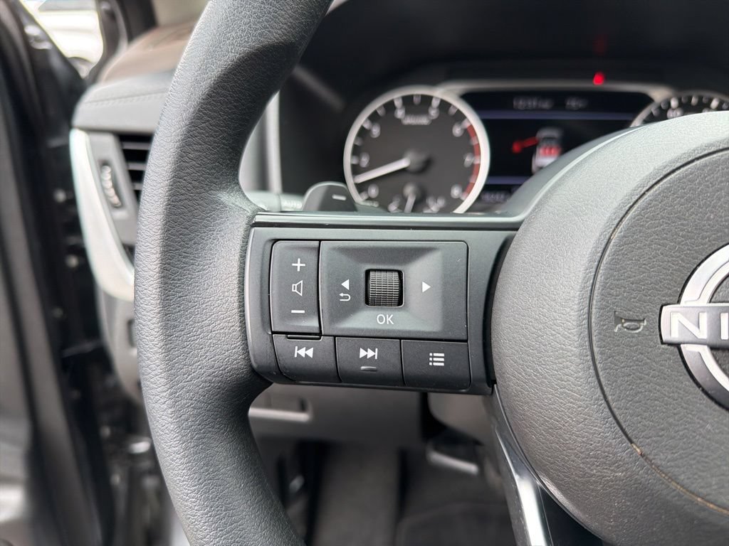 Certified 2023 Nissan Rogue S FWD image 16