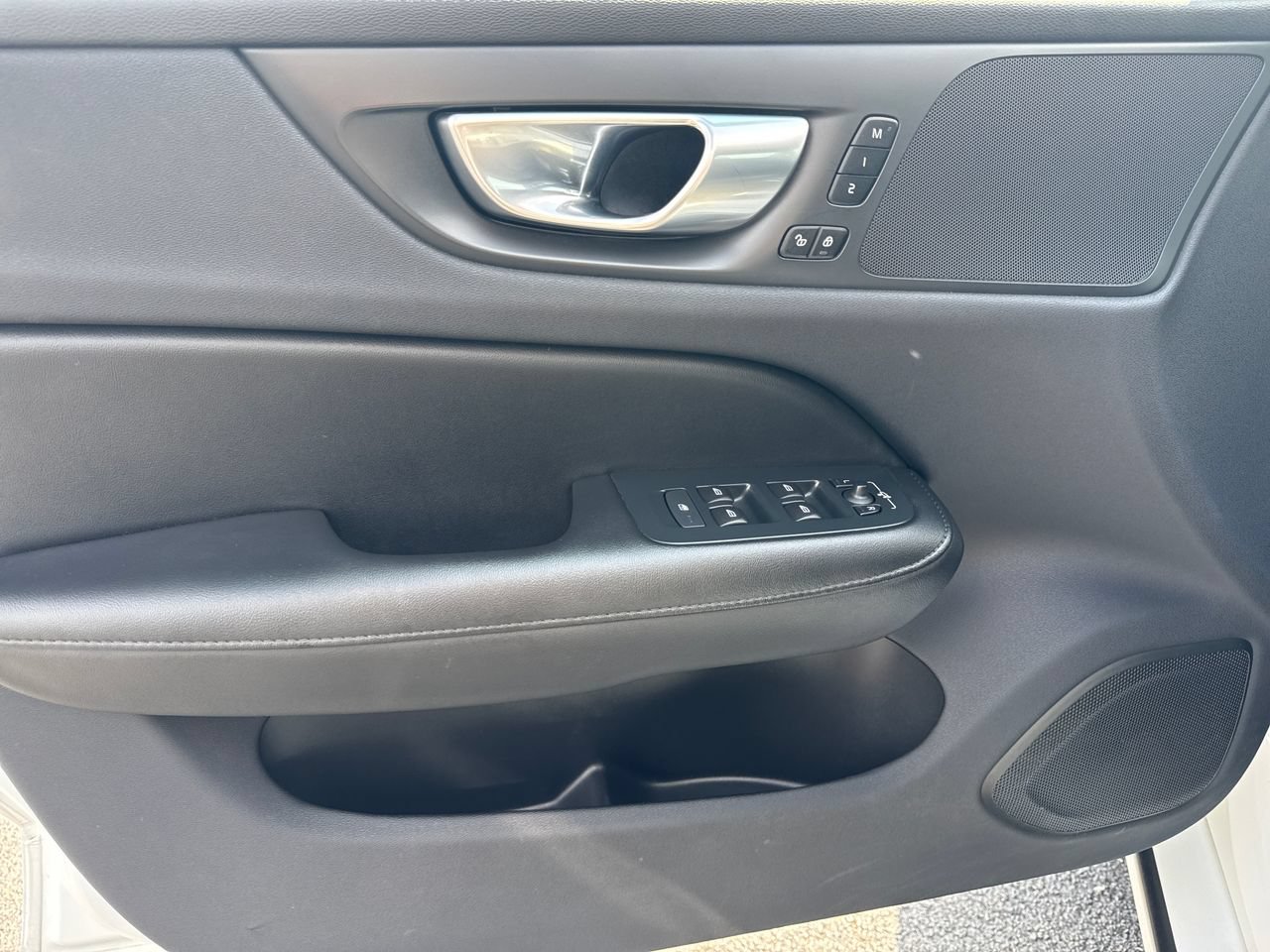 Used 2024 Volvo S60 B5 Core FWD image 14