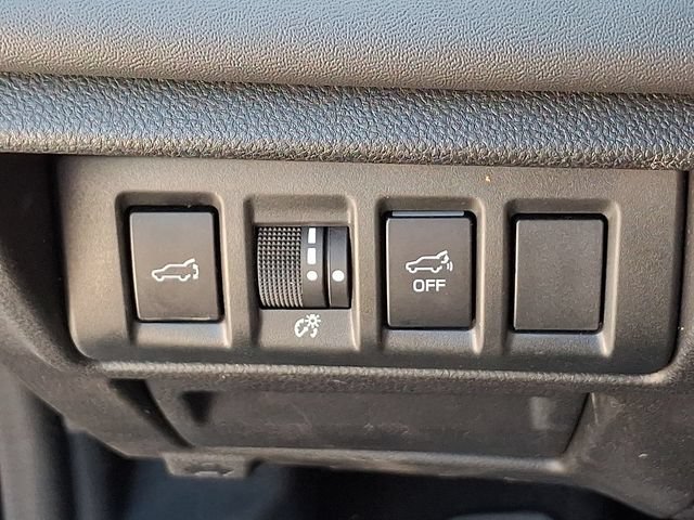 Used 2023 Subaru Outback Limited AWD/4WD image 25