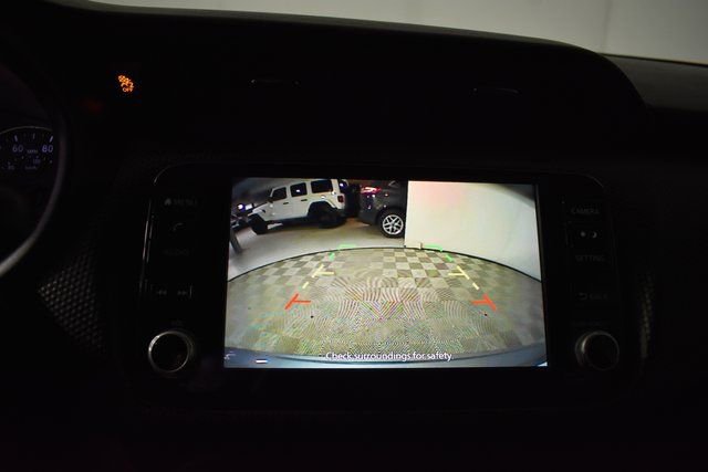 Used 2021 Nissan Kicks SV image 20