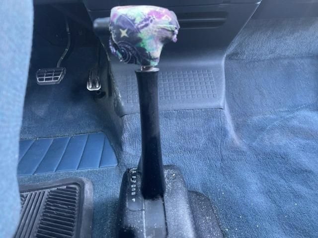 Used 1993 Volkswagen Eurovan GL FWD image 30