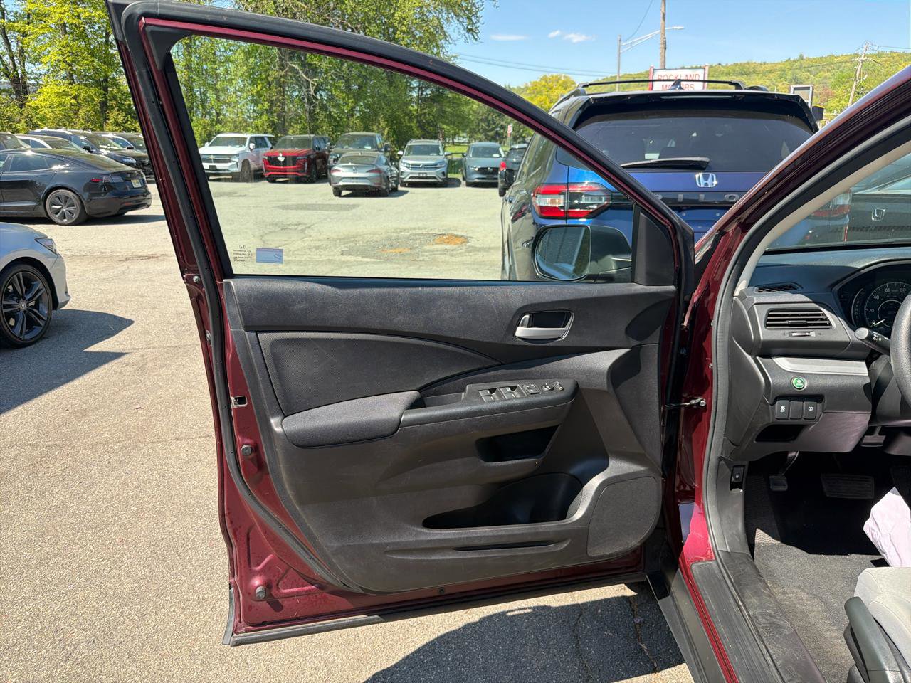 Used 2015 Honda CR-V LX image 15