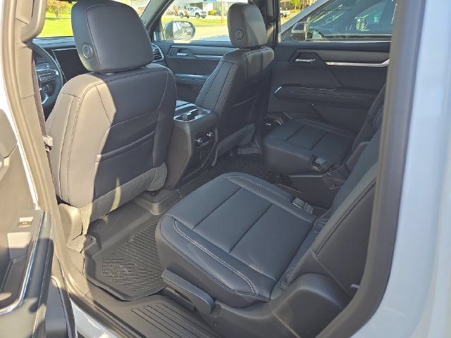 New 2027 GMC Acadia Elevation w/ Black Edition AWD/4WD image 10