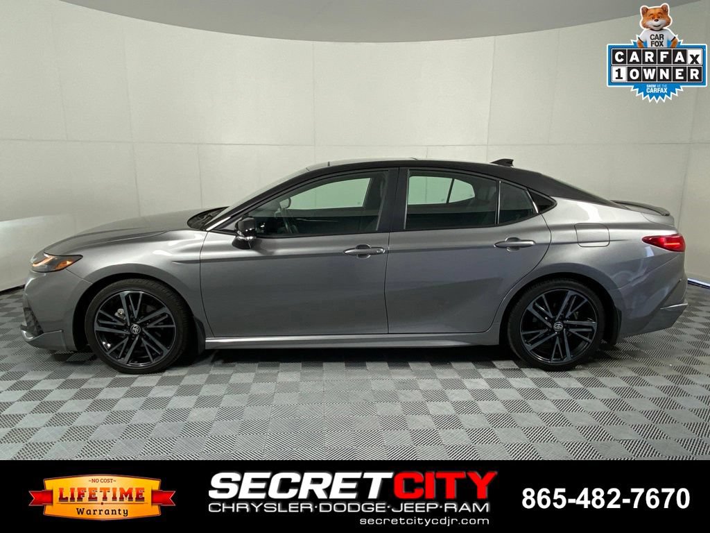 Used 2025 Toyota Camry XSE FWD image 2