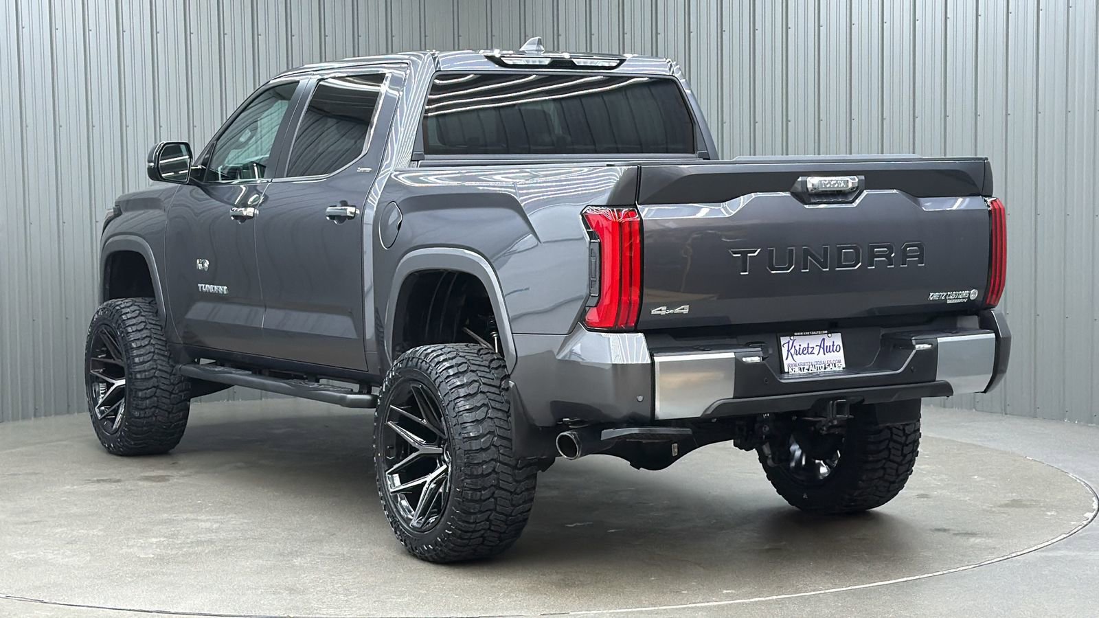 Used 2025 Toyota Tundra Limited image 3