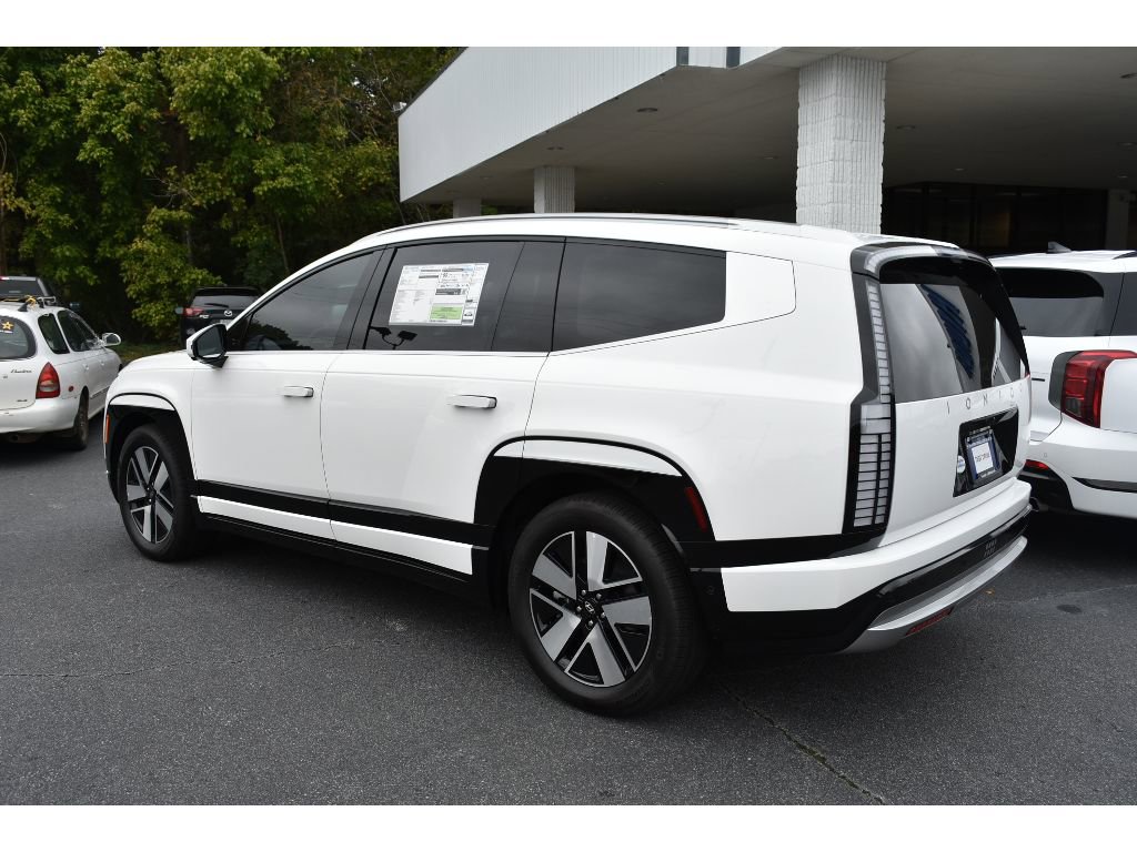 New 2026 Hyundai Ioniq 9 SEL image 2