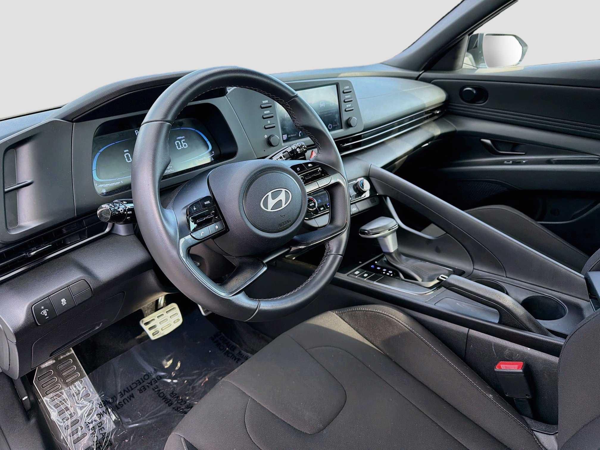 Used 2025 Hyundai Elantra Sport FWD image 23