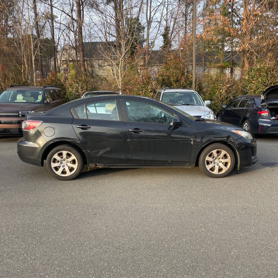 Used 2013 MAZDA MAZDA3 i Sport FWD image 3