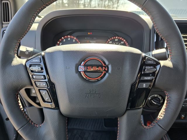 Certified 2025 Nissan Frontier PRO-4X image 19