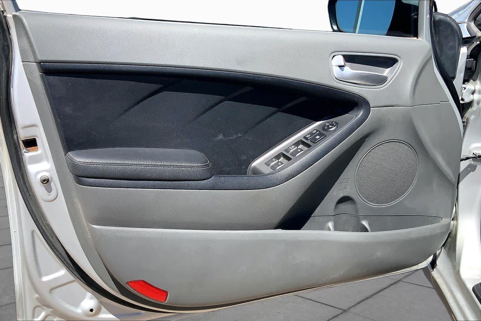 Used 2018 Kia Forte LX FWD image 21