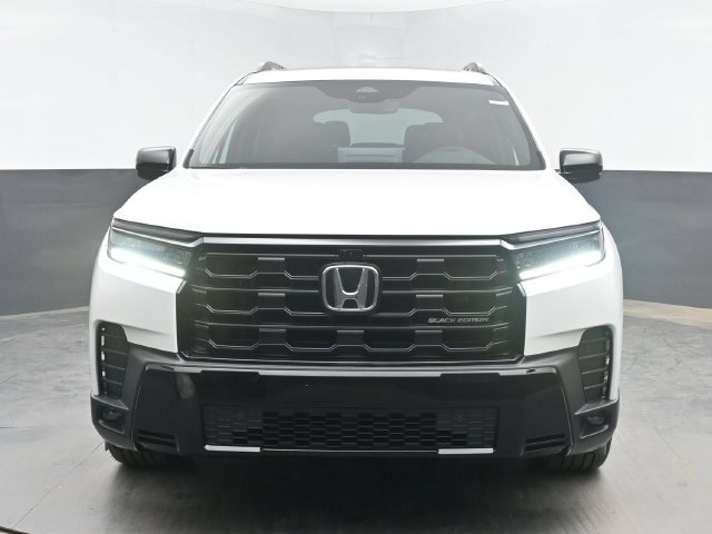 New 2026 Honda Pilot Black Edition image 3