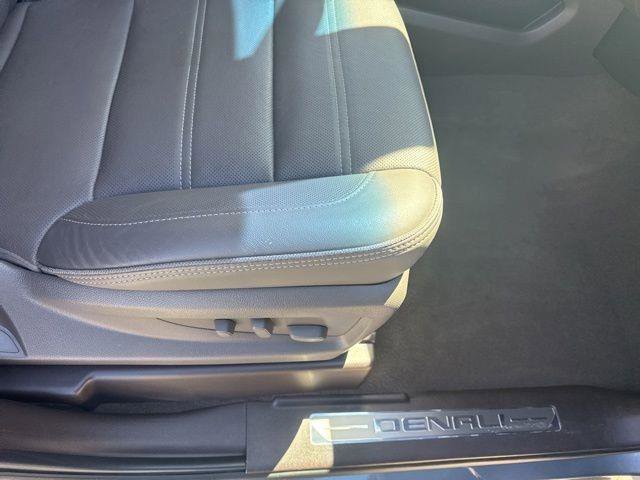 Used 2019 GMC Yukon XL Denali w/ Denali Ultimate Package image 41