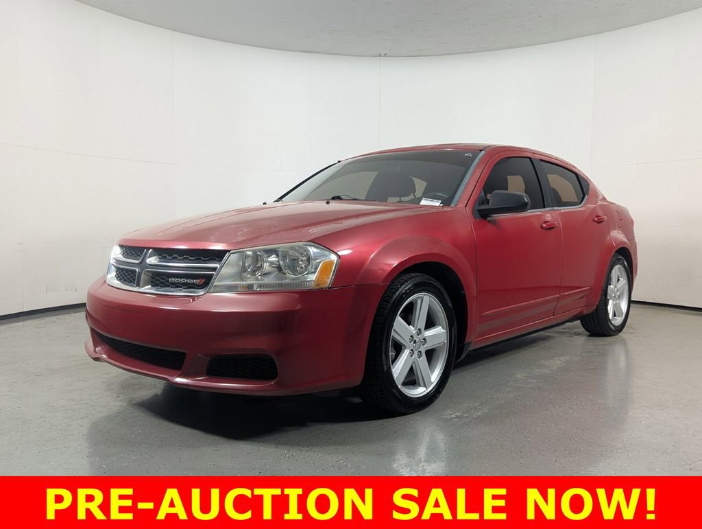 Used 2013 Dodge Avenger SE image 3
