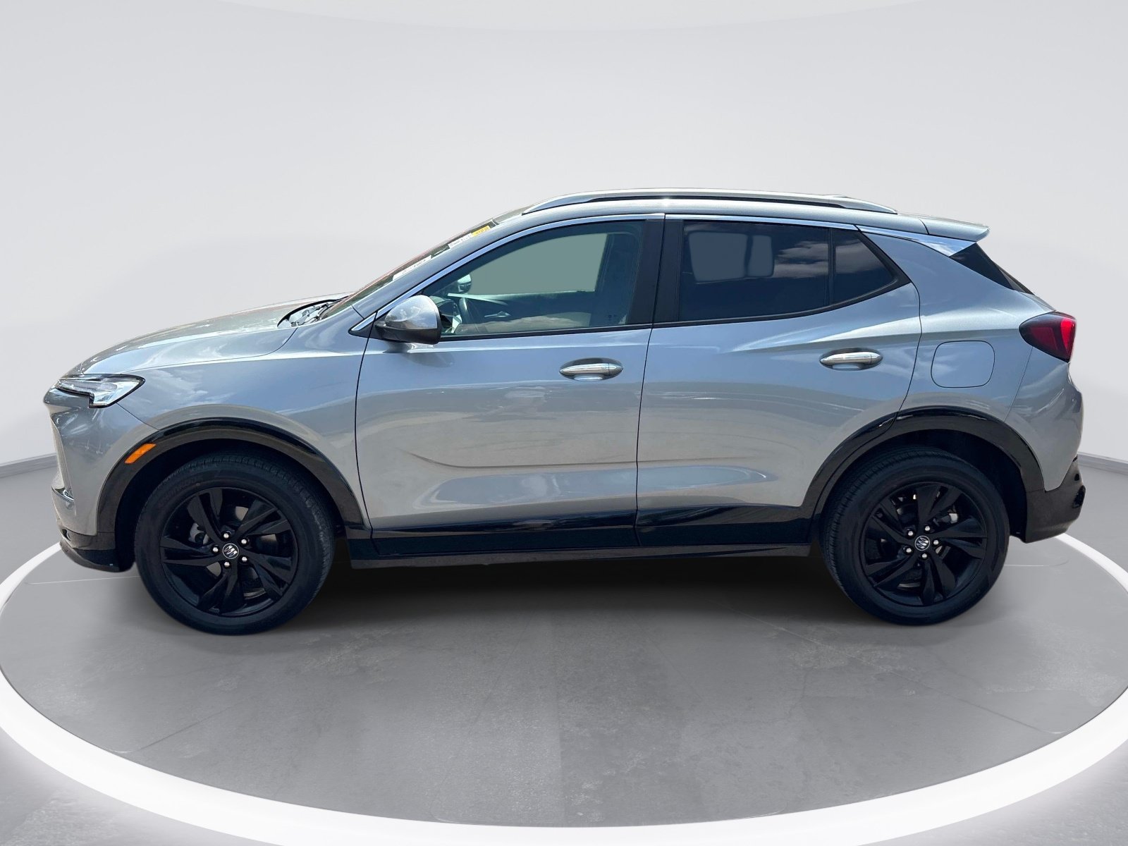 Used 2024 Buick Encore GX Sport Touring AWD/4WD image 5