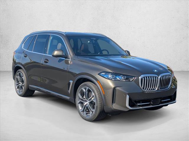 New 2026 BMW X5 xDrive50e w/ Premium Package AWD/4WD image 2