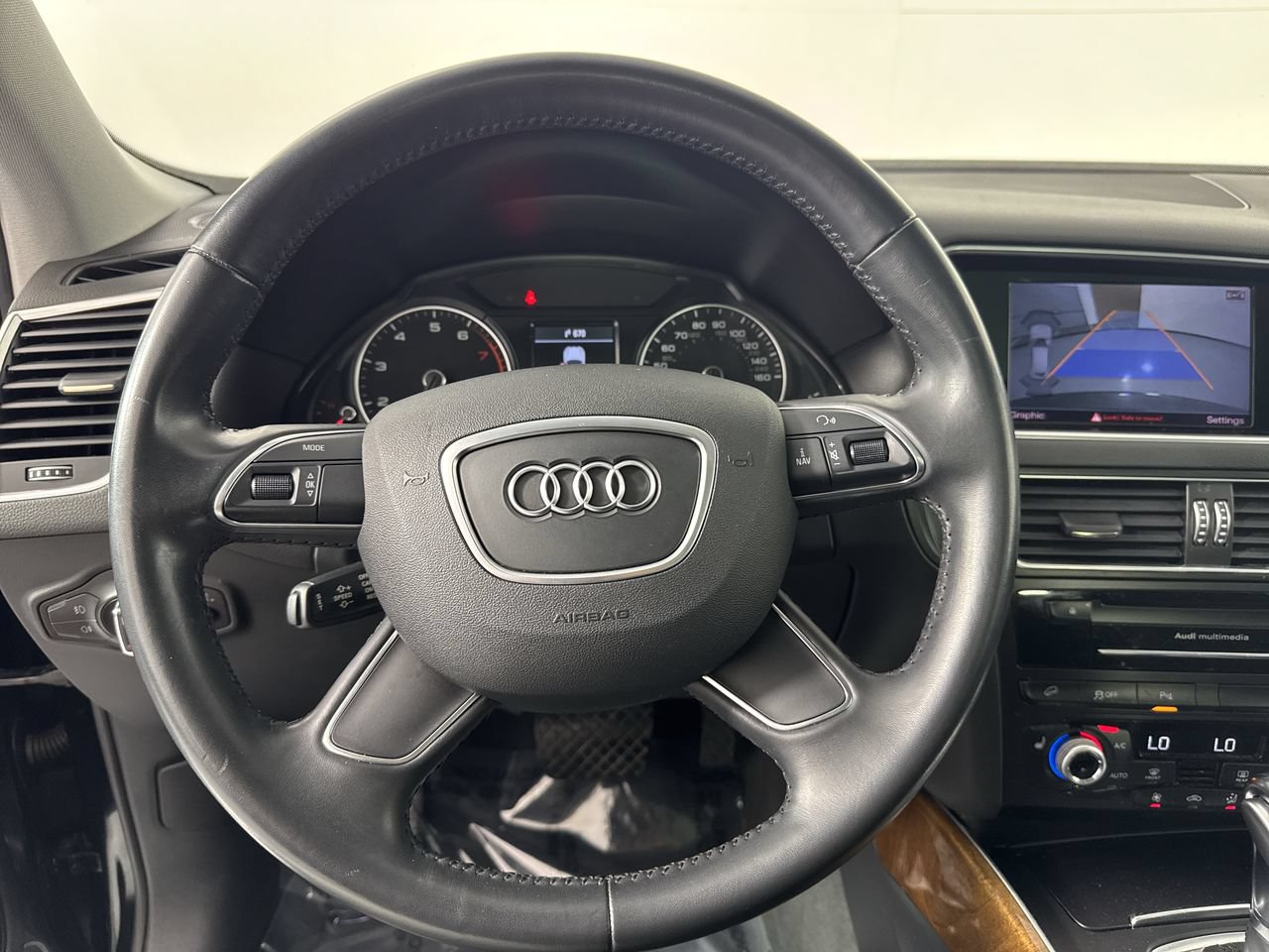Used 2017 Audi Q5 2.0T Premium Plus w/ Technology Package AWD/4WD image 12