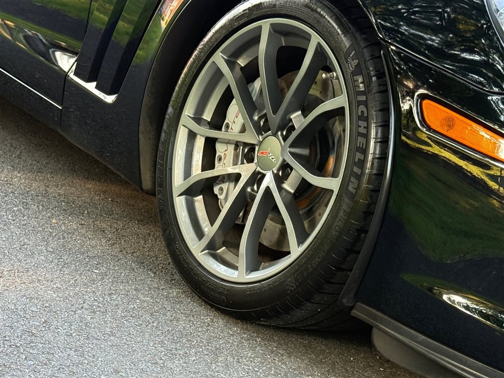 Used 2013 Chevrolet Corvette Grand Sport w/ 3LT Preferred Equipment Group RWD image 32