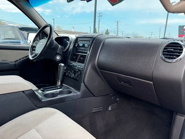 Used 2008 Ford Explorer XLT AWD/4WD image 15
