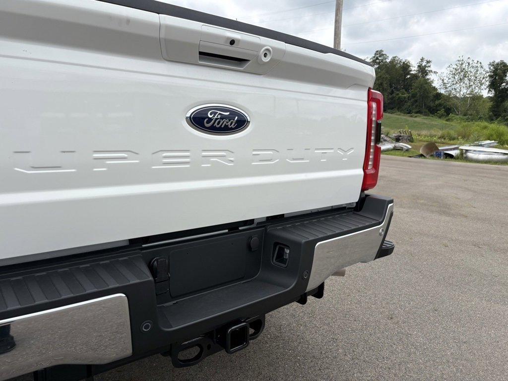 New 2026 Ford F350 Lariat w/ Lariat Premium Package image 12