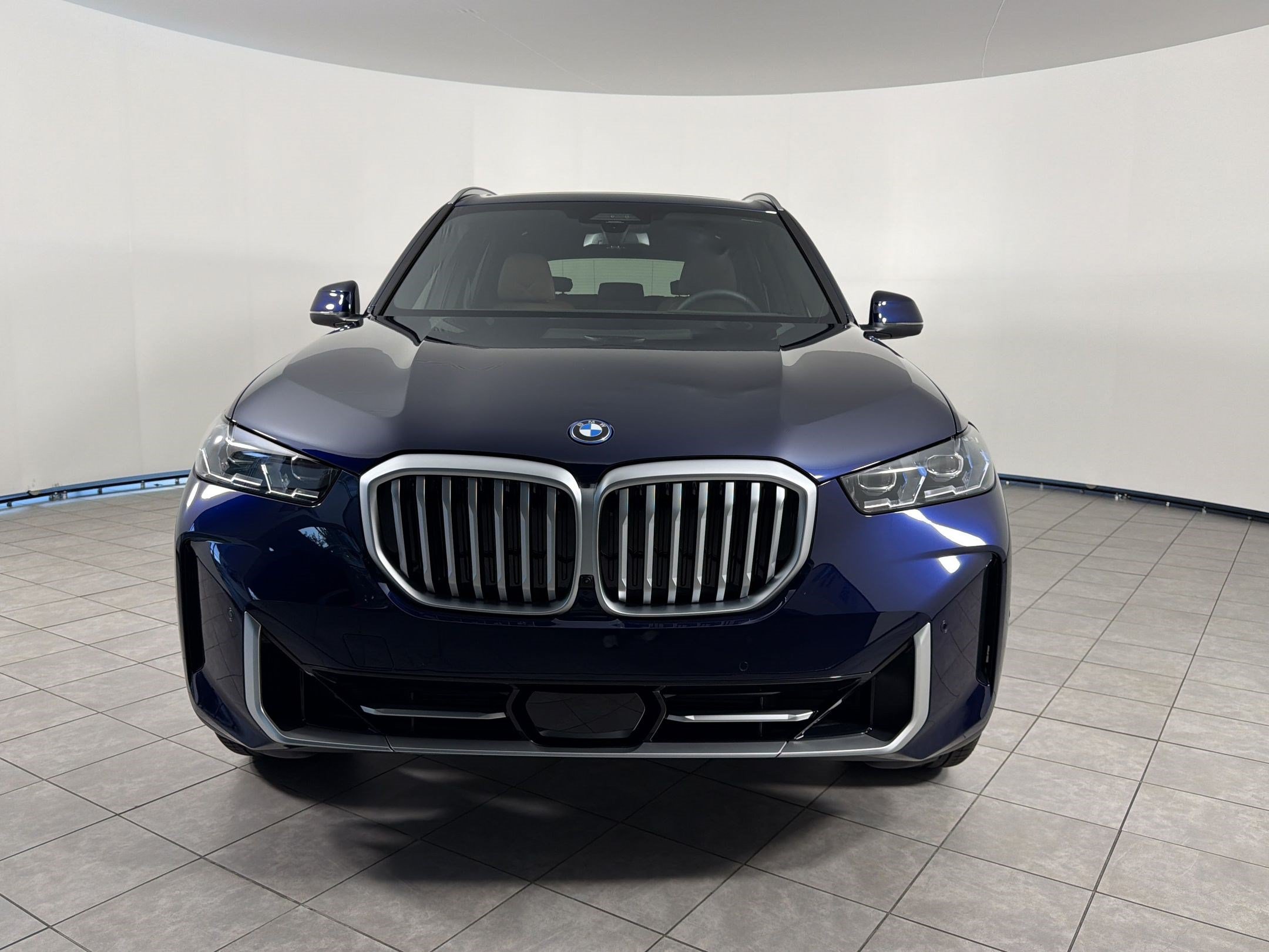 New 2026 BMW X5 xDrive50e AWD/4WD image 6