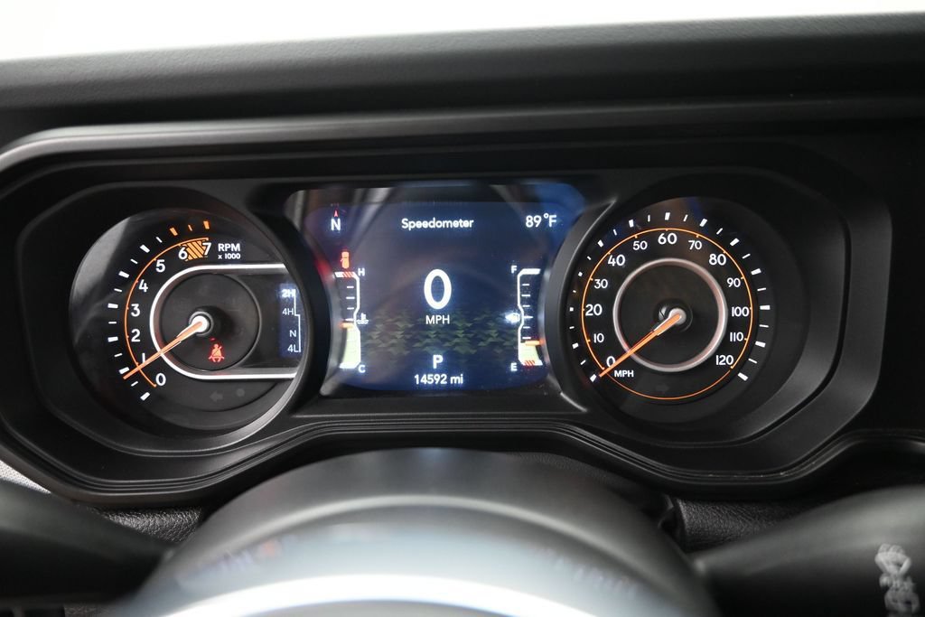 Used 2024 Jeep Wrangler Unlimited Sahara w/ Technology Group AWD/4WD image 22
