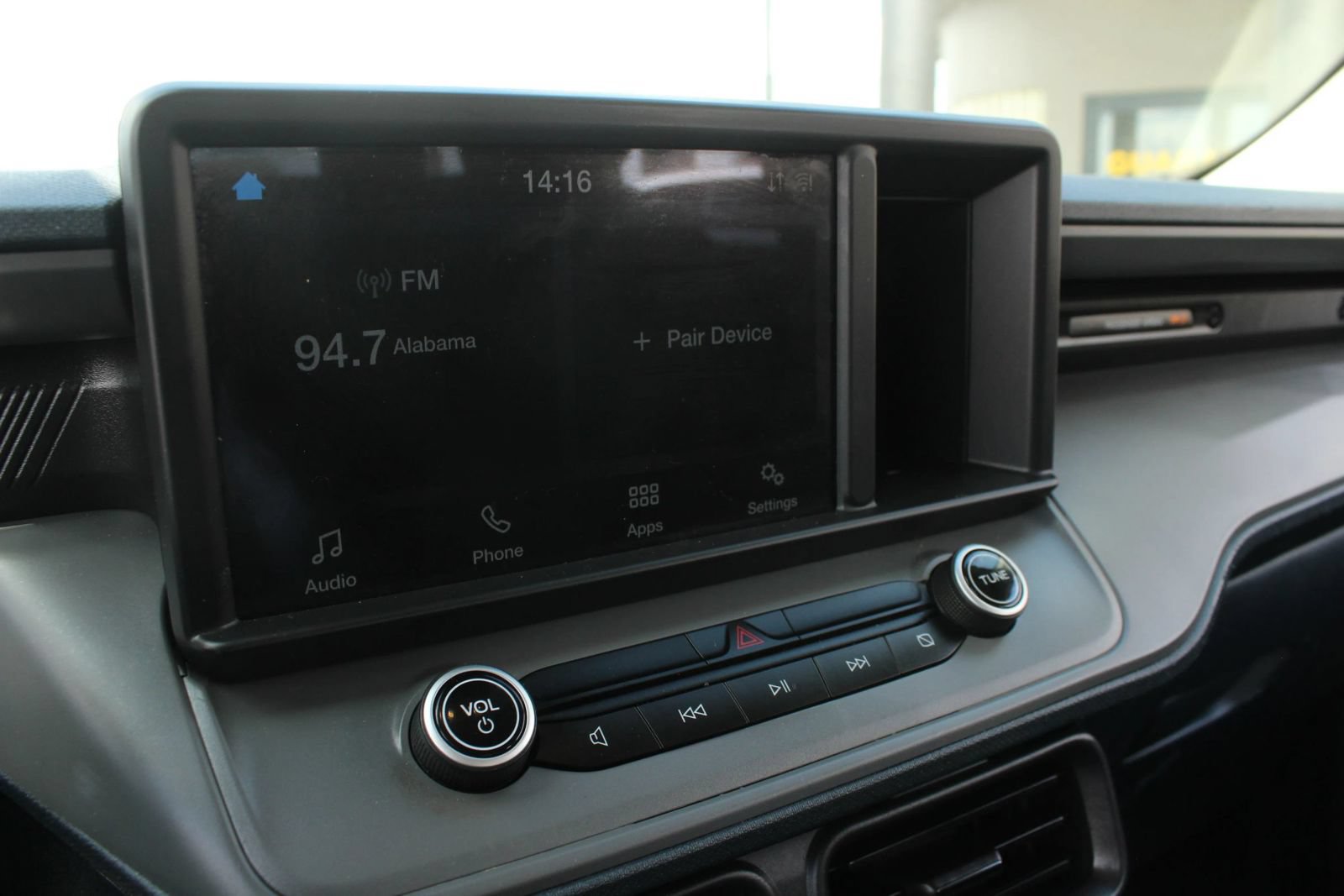 Used 2022 Ford Maverick XL FWD image 31