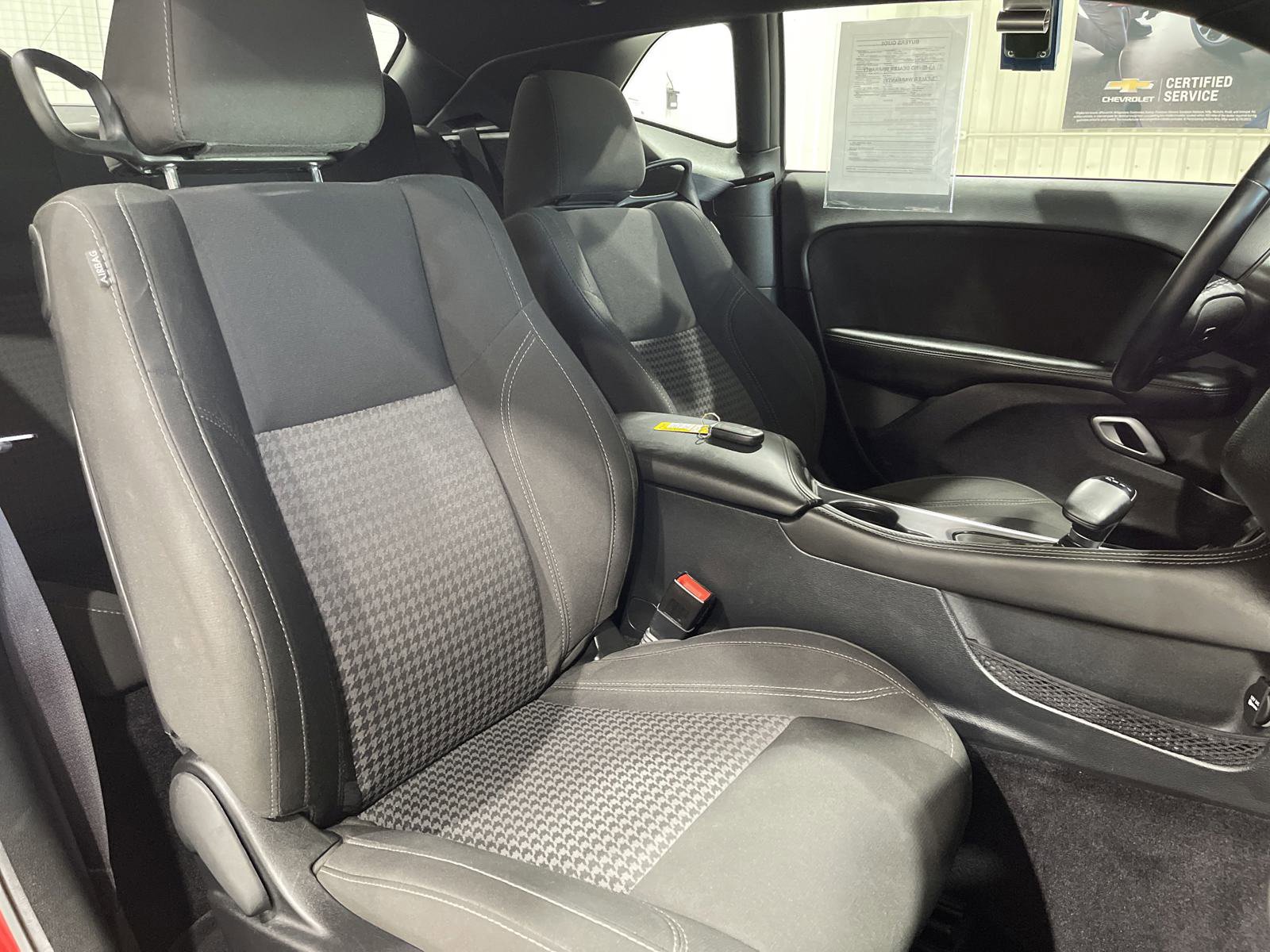 Used 2017 Dodge Challenger R/T image 14