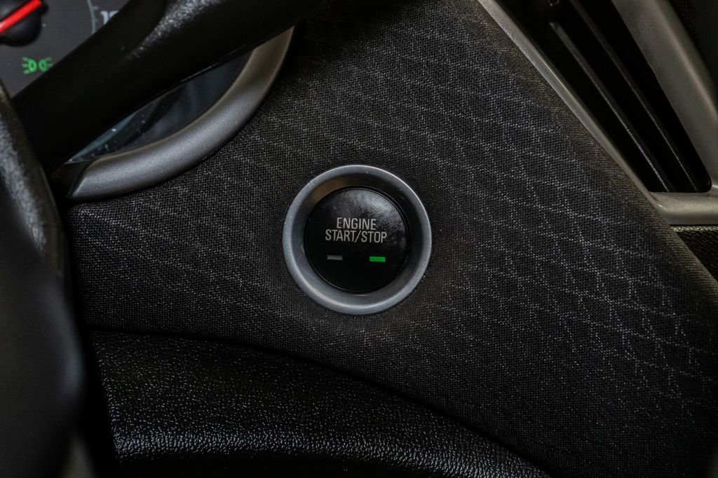 Used 2023 Chevrolet Malibu LT image 16