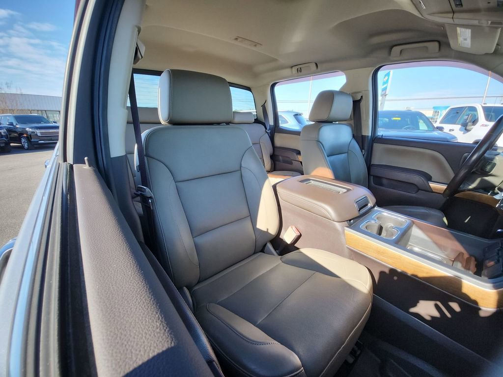 Certified 2018 Chevrolet Silverado 1500 LTZ w/ Sport Package image 32