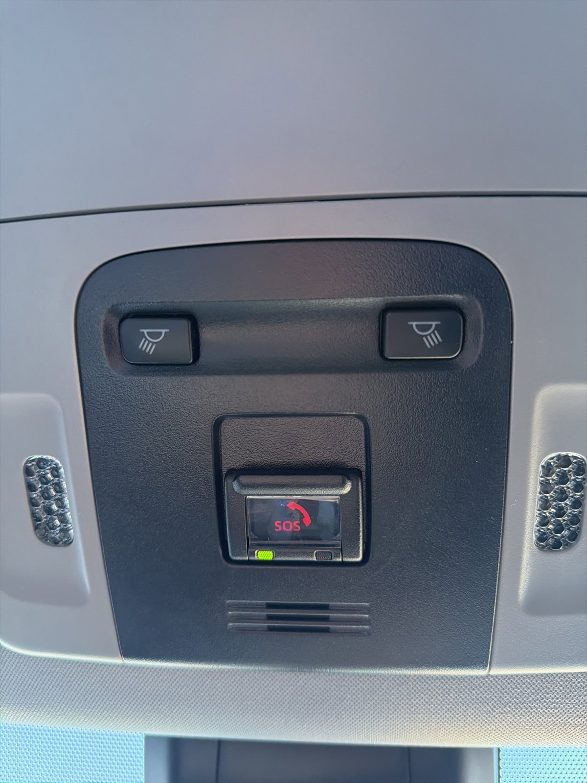 Used 2020 Toyota Camry LE image 61