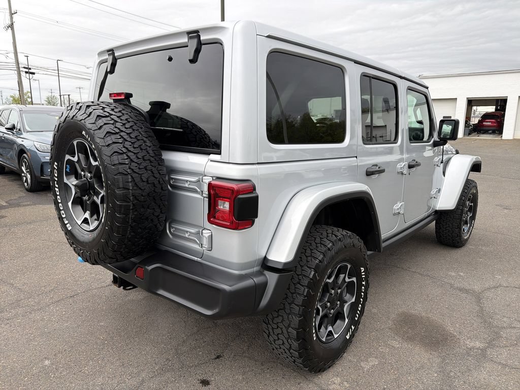 Used 2023 Jeep Wrangler Unlimited Rubicon 4xe w/ Cold Weather Group AWD/4WD image 7
