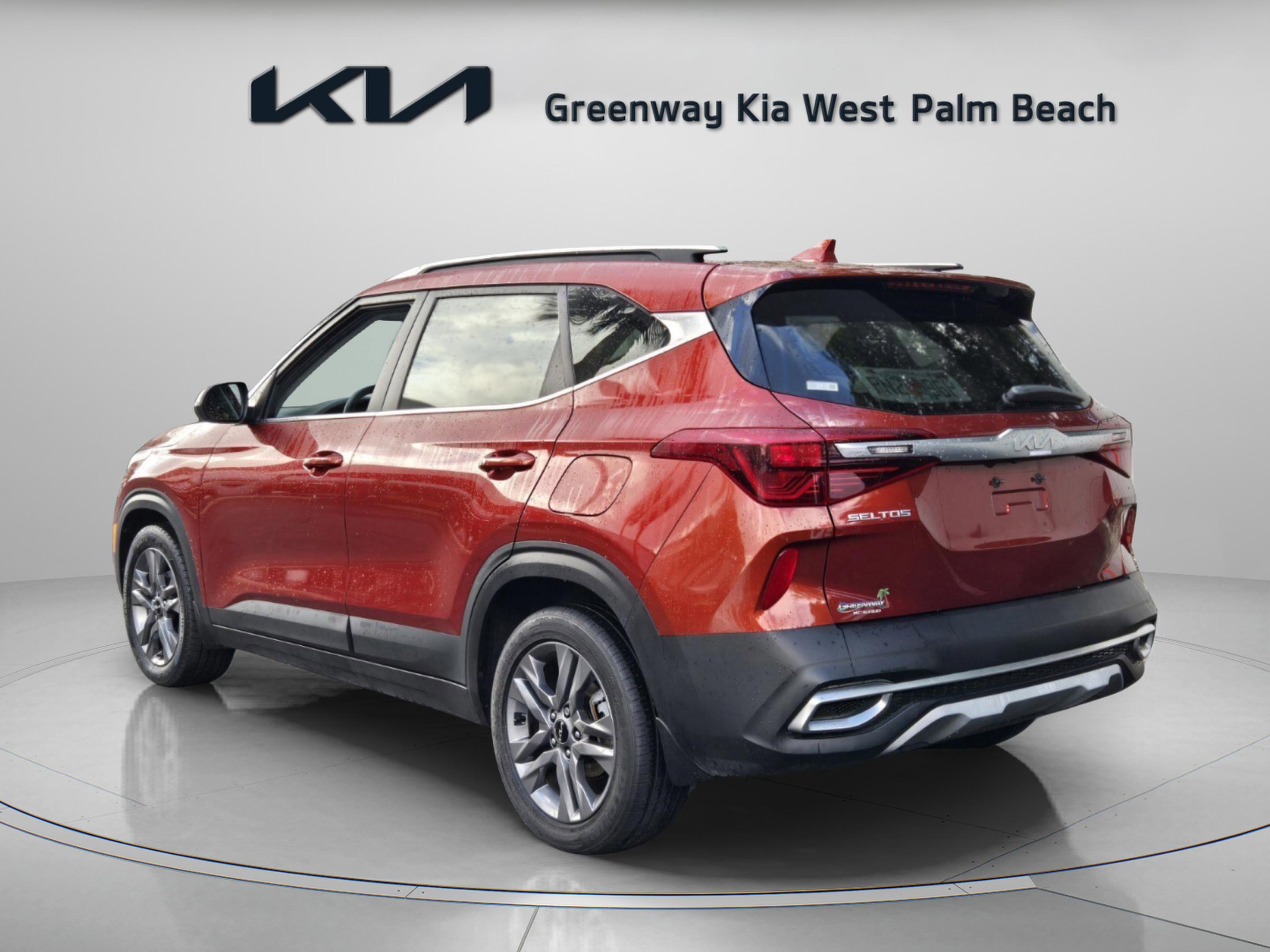 Used 2023 Kia Seltos S w/ Navigation Package image 5