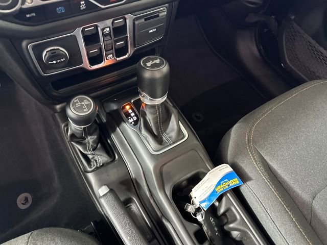Used 2024 Jeep Wrangler Unlimited w/ Convenience Group image 20