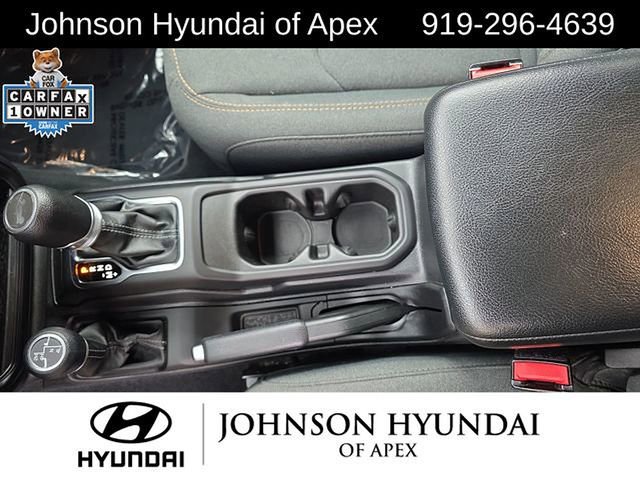 Used 2024 Jeep Wrangler Sport S image 39