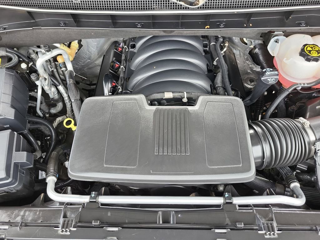 Used 2021 Chevrolet Suburban RST w/ Rear Media and Nav Package image 16