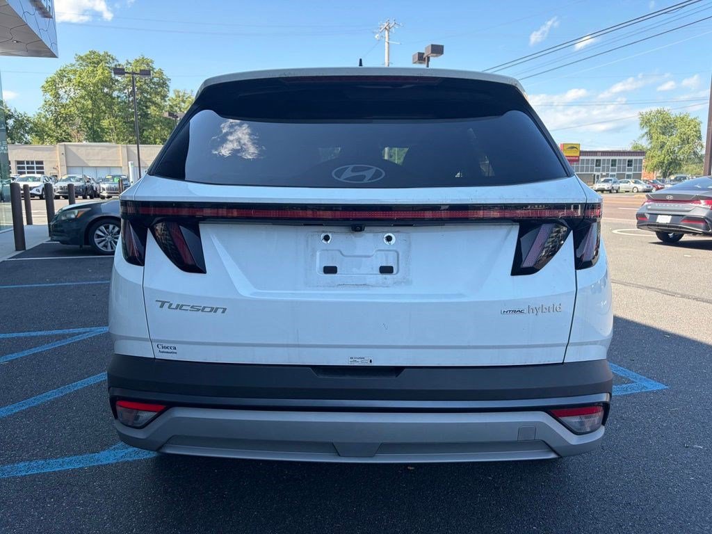 Certified 2025 Hyundai Tucson SEL AWD/4WD image 6