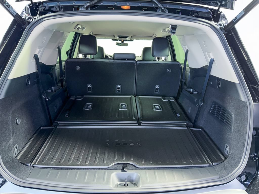 New 2026 Nissan Pathfinder SL AWD/4WD image 37